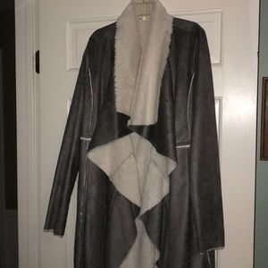 Suede sweater with fleece/Sherpa-like lining